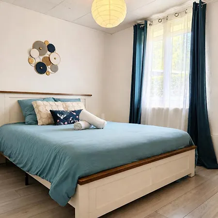 Holiday home Le Petit Paradis